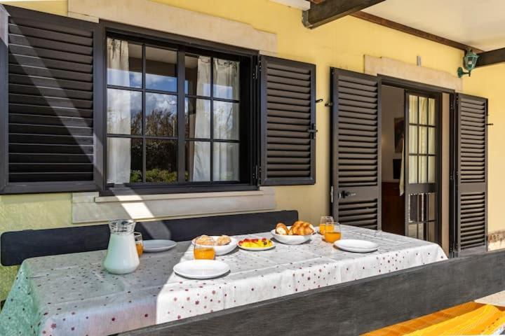Quinta Das Aves - Apartamento T2 Com Piscina Comum Odiaxere Bagian luar foto