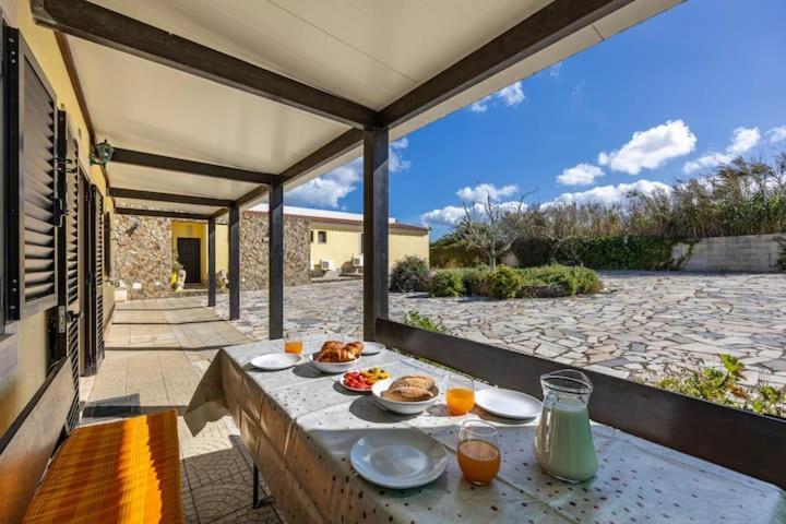 Quinta Das Aves - Apartamento T2 Com Piscina Comum Odiaxere Bagian luar foto