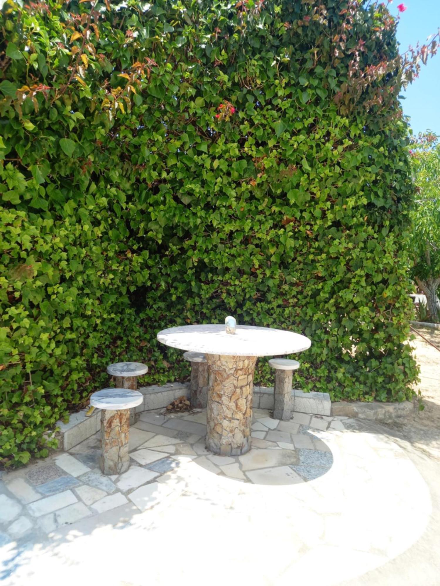 Quinta Das Aves - Apartamento T2 Com Piscina Comum Odiaxere Bagian luar foto