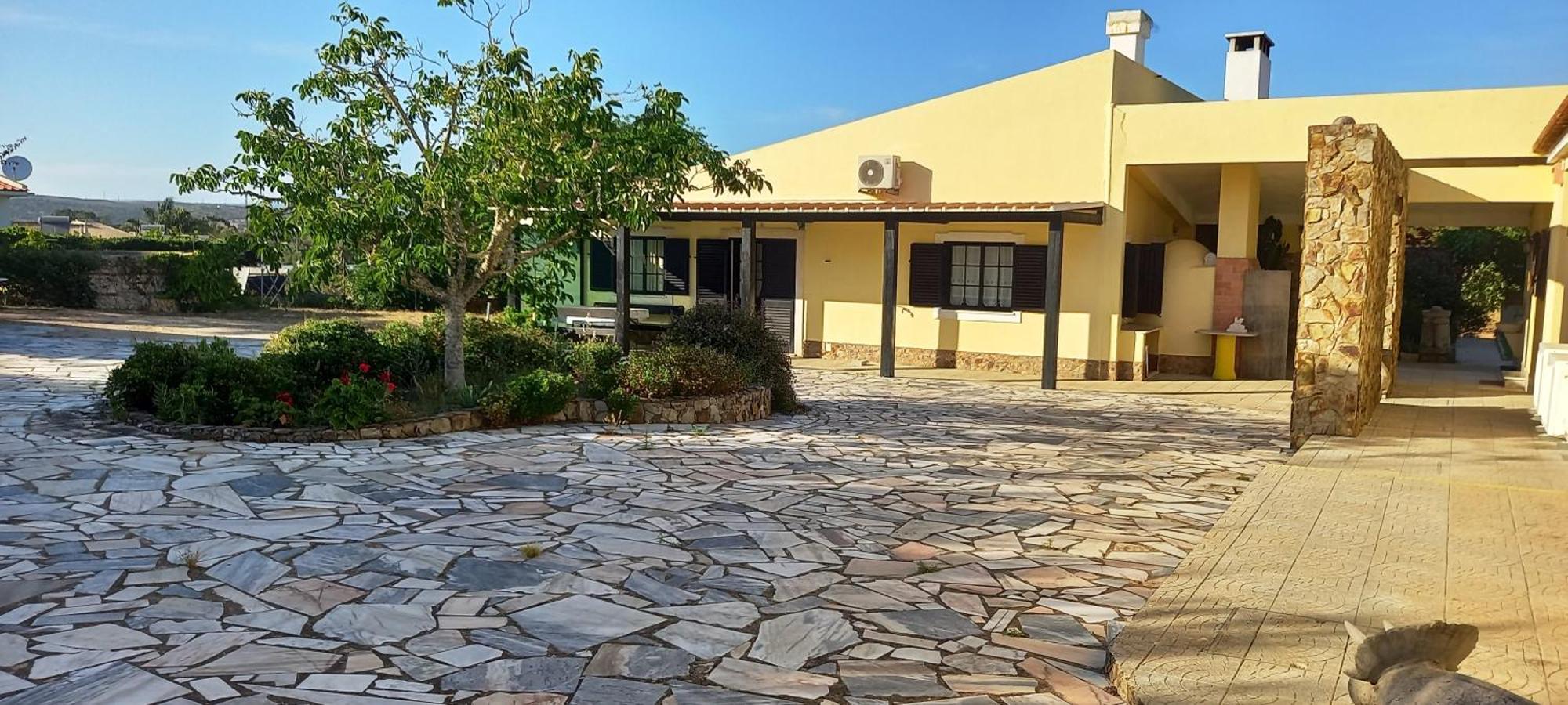 Quinta Das Aves - Apartamento T2 Com Piscina Comum Odiaxere Bagian luar foto