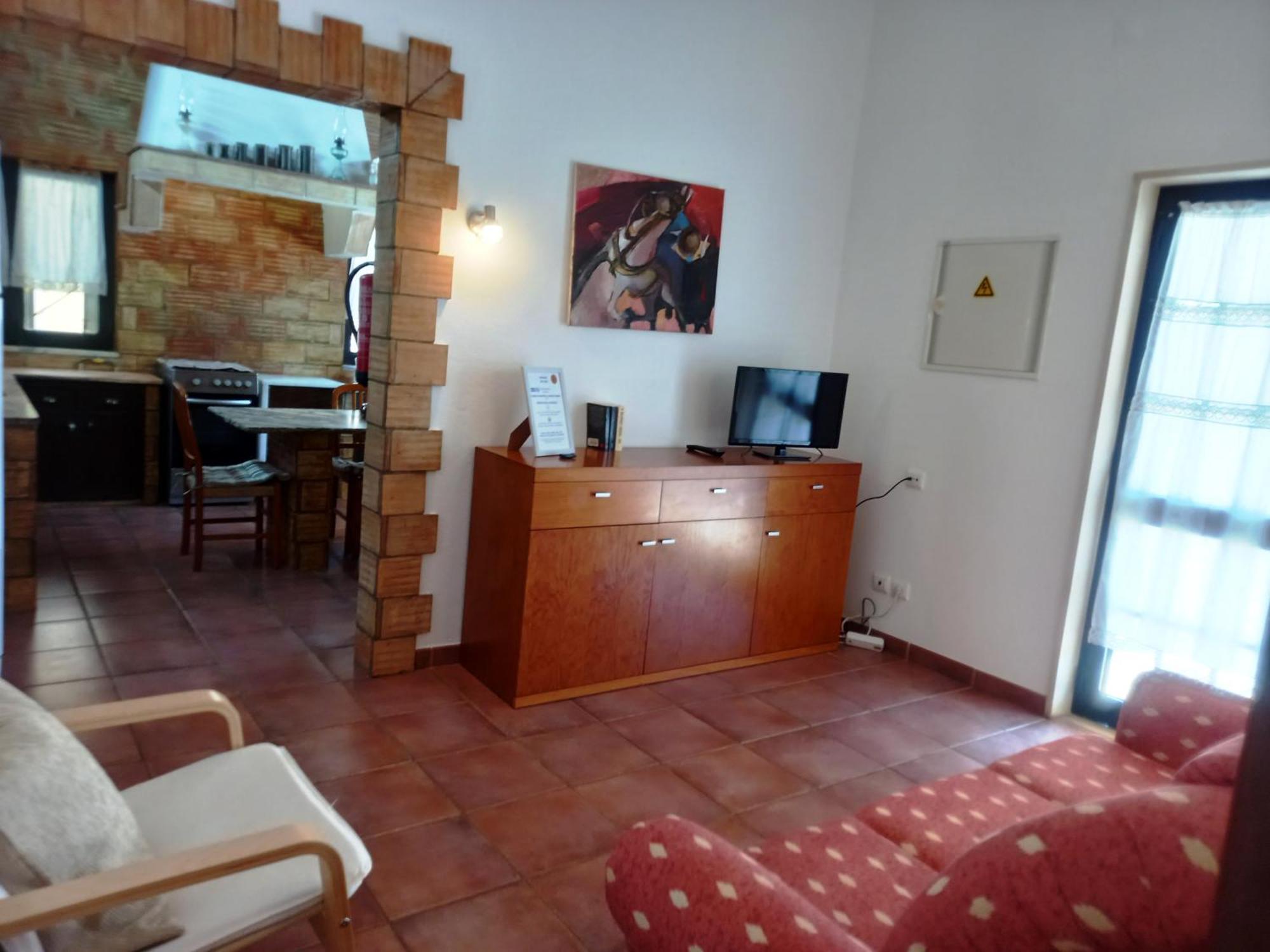 Quinta Das Aves - Apartamento T2 Com Piscina Comum Odiaxere Bagian luar foto