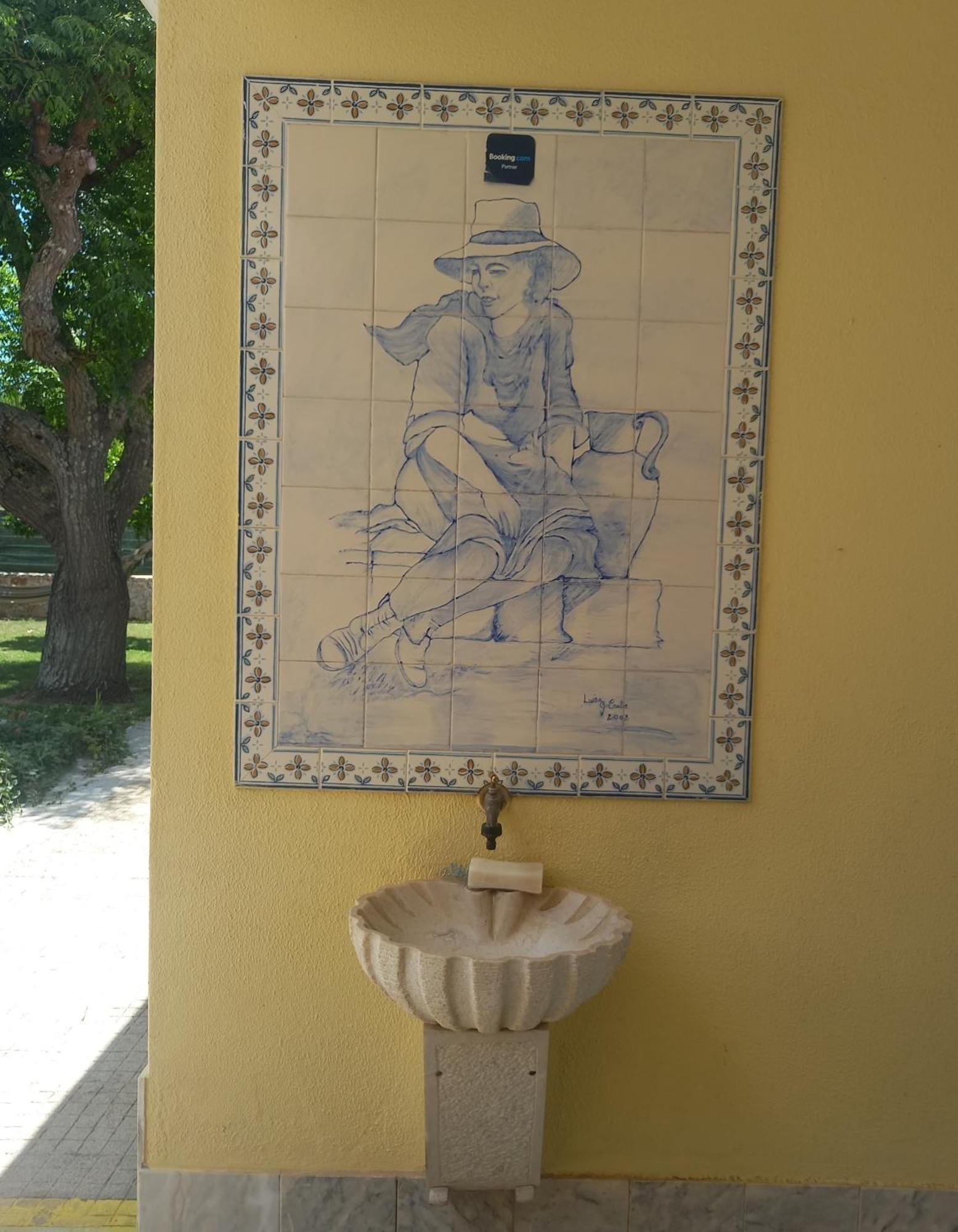 Quinta Das Aves - Apartamento T2 Com Piscina Comum Odiaxere Bagian luar foto