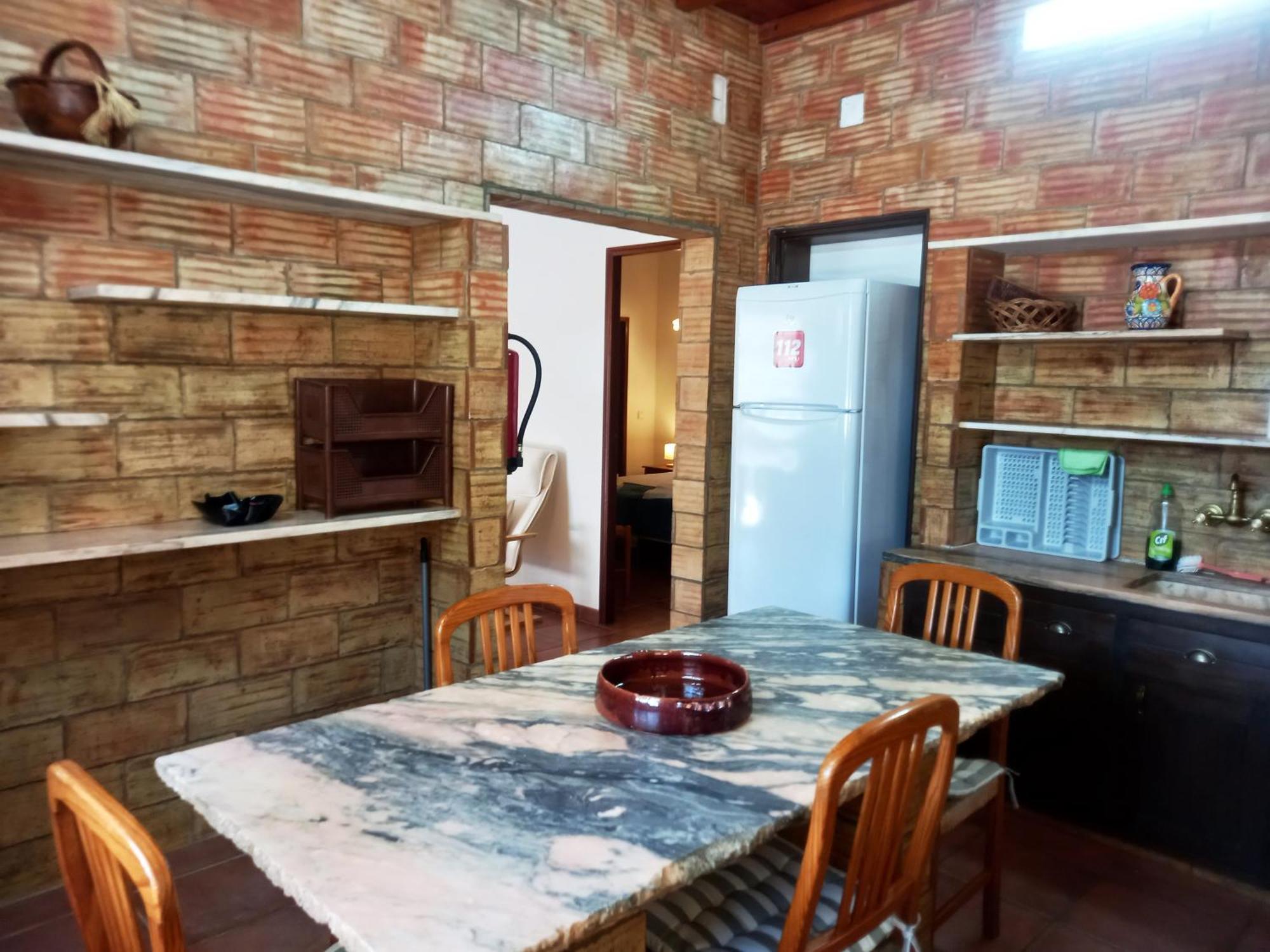 Quinta Das Aves - Apartamento T2 Com Piscina Comum Odiaxere Bagian luar foto