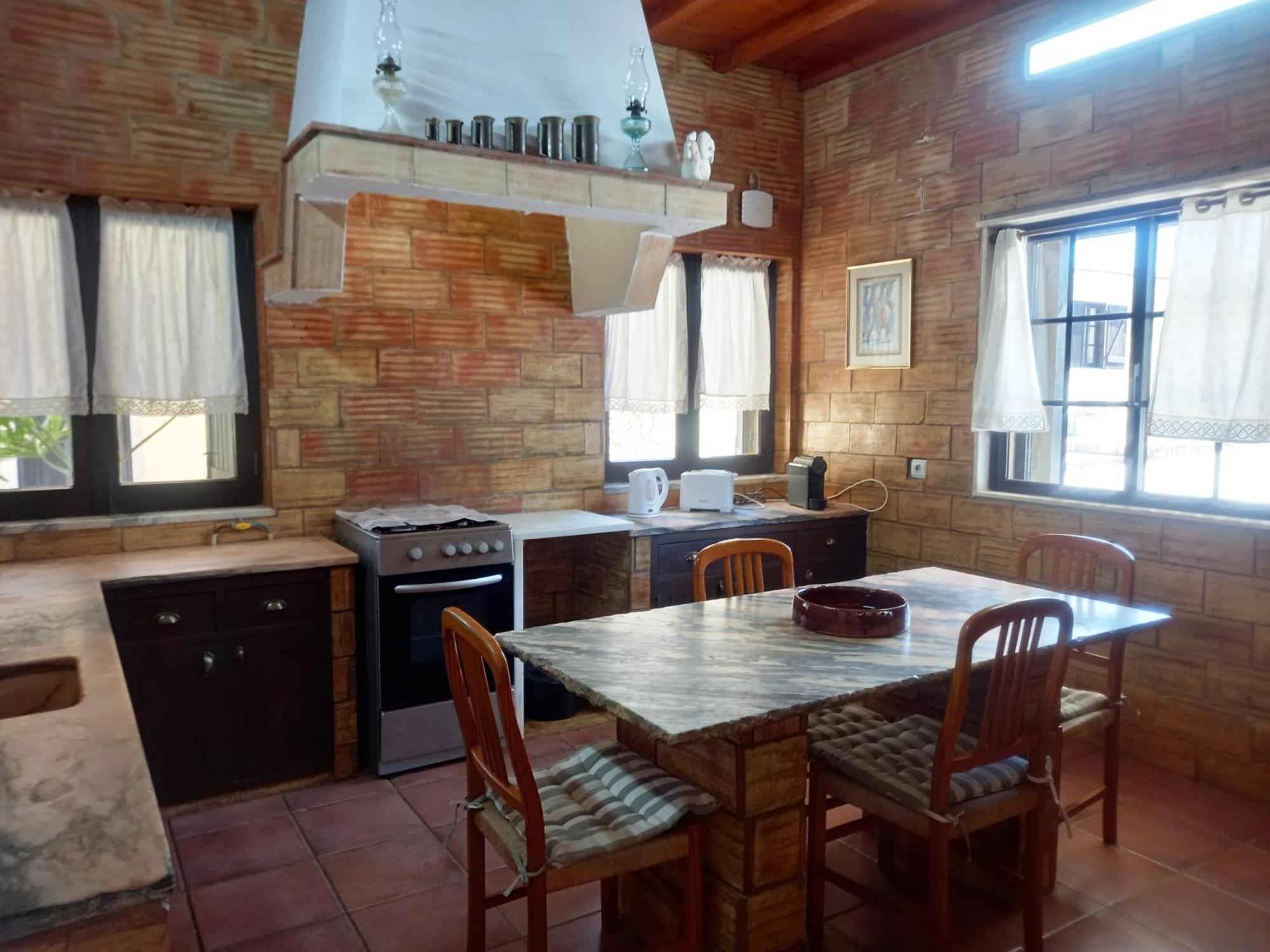 Quinta Das Aves - Apartamento T2 Com Piscina Comum Odiaxere Bagian luar foto