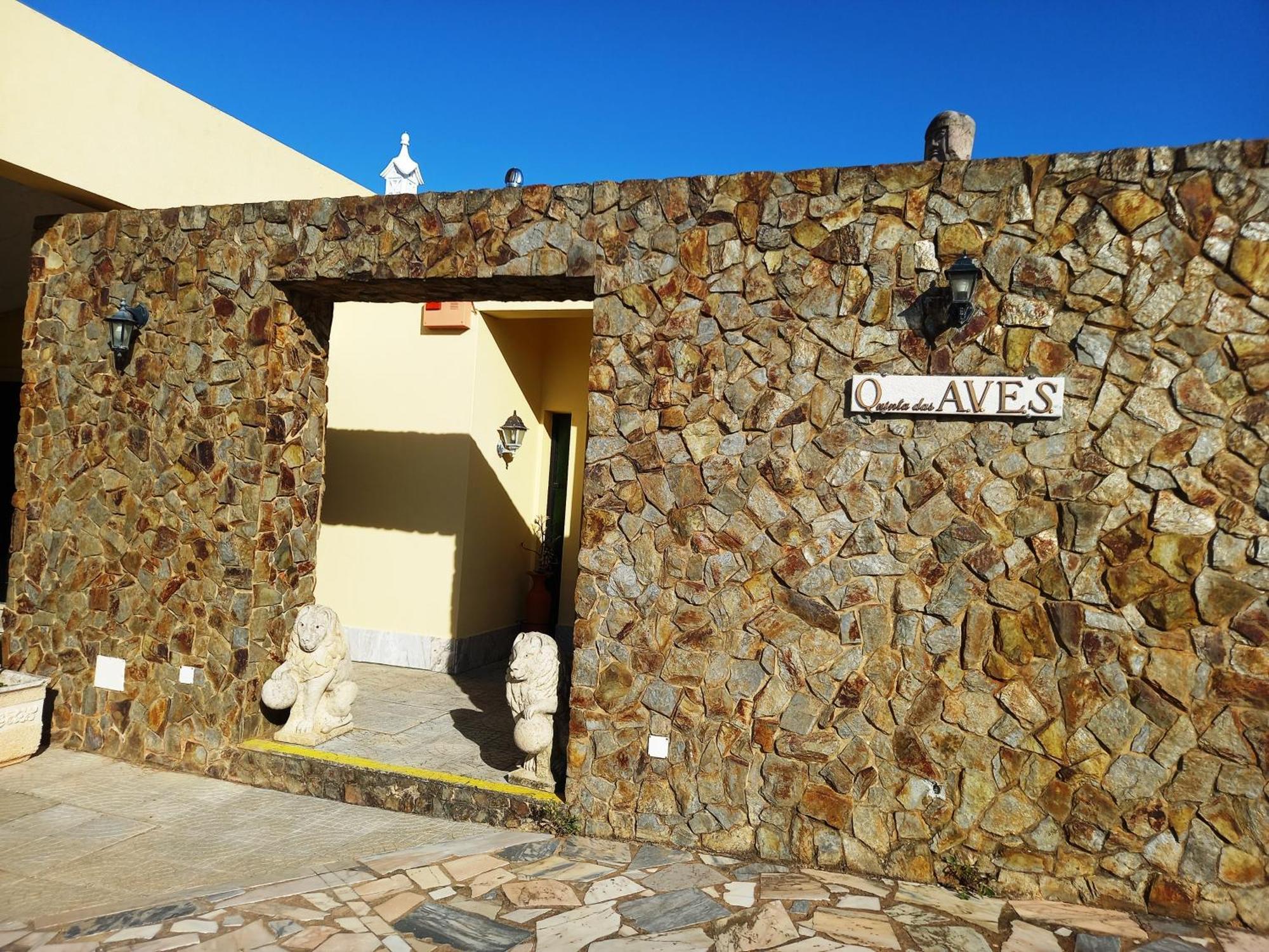 Quinta Das Aves - Apartamento T2 Com Piscina Comum Odiaxere Bagian luar foto