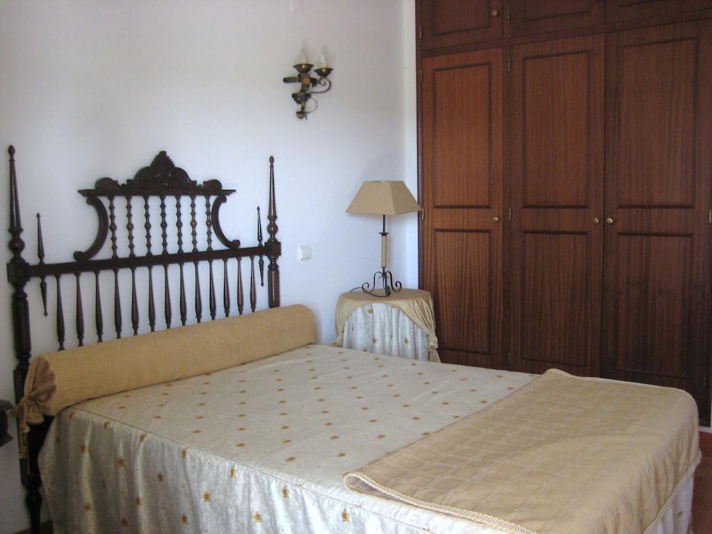 Quinta Das Aves - Apartamento T2 Com Piscina Comum Odiaxere Ruang foto